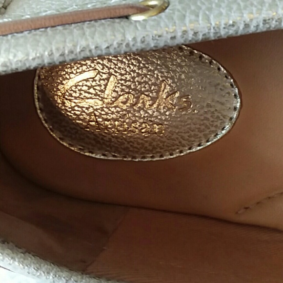 Clark's Dunbar Racer driving loafer  gold - Picture 7 of 7